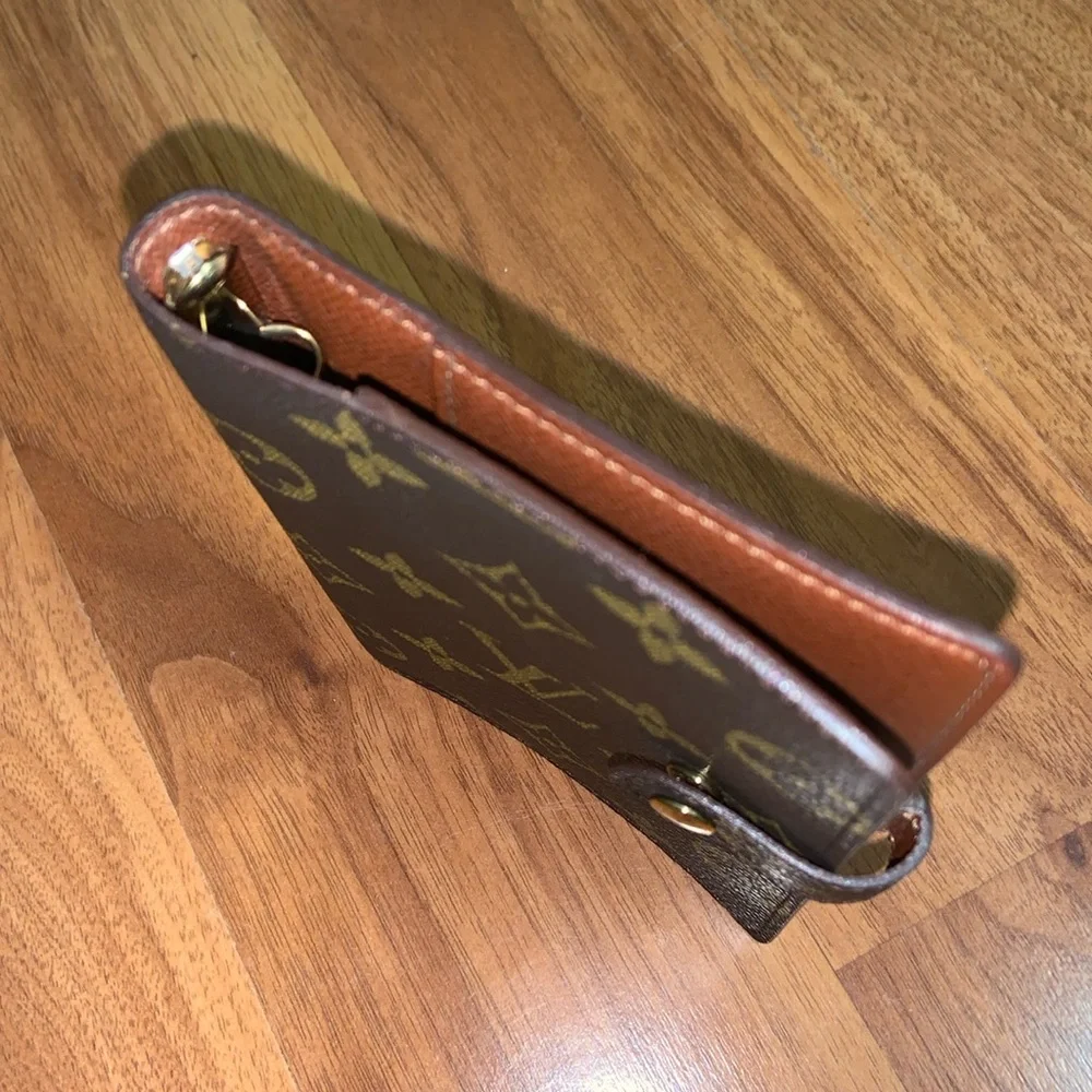 Authentic Louis Vuitton Small Ring Agenda Cover